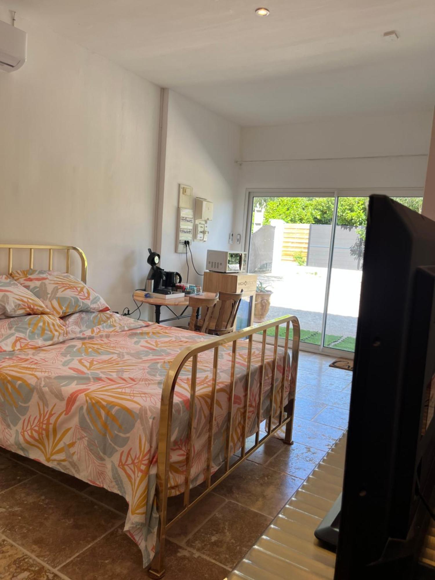 Villa Chaton LʼIsle-sur-la-Sorgue Eksteriør billede